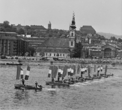 Magyarország, Budapest I., Batthyány tér. Augusztus 20-i víziparádé., 1976, MHSZ, zászló, motorcsónak, augusztus 20, rohamcsónak, Budapest, Fortepan #15248