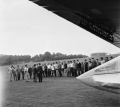 Hungary, Hármashatárhegy Airport, Budapest II., R-26 Góbé vitorlázó repülőgép., 1969, MHSZ, Hungarian brand, airplane, hangar, airport, sailplane, Budapest, Fortepan #15253