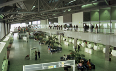 Hungary, Ferihegy (now - Ferenc Liszt) International Airport, Budapest XVIII., 2-es terminál., 1989, Kölcsényi Zoltán, colorful, Budapest, Fortepan #153044