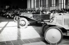 Németország, München, Museumsinsel, Deutsches Museum, Gépjármű csarnok (Kraftfahrzeughalle)., 1933, Szekrényesy Réka, múzeum, automobil, Lancia Lambda, Grade-márka, Fortepan #153994