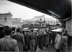 Magyarország, Lábatlan, 1953. november 6., a cementgyár új 88 méter hosszú Klinker égetőkemencéjének üzembehelyezésekor tartott ünnepség., 1953, Lábatlan Polgármesteri Hivatal, vörös csillag, ünnepség, fúvószenekar, cementgyár, Fortepan #155032