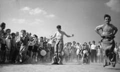 1962, Székely Tamás, sack race, competition, Fortepan #155069