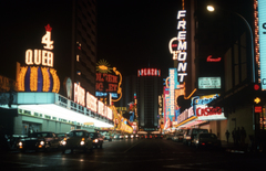 Amerikai Egyesült Államok, Nevada állam, Las Vegas, Fremont Street, szemben a Plaza Hotel & Casino., 1976, Bogdan Celichowski, színes, Fortepan #155169