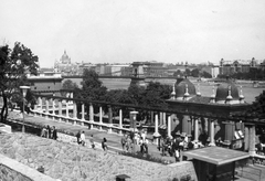 Hungary, Budapest I., Várkert Bazár, Budai Ifjúsági Park., 1969, Orosz Heléna, parliament, Danube, Budapest, suspension bridge, William Tierney Clark-design, Fortepan #15538