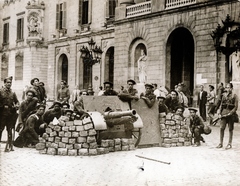 Spanyolország, Barcelona, Plaza de San Jaime, jobbra a háttérben a Városháza. A felvétel a spanyol polgárháború idején készült., 1937, Reklámélet folyóirat, Fortepan #156189