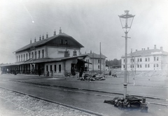 Ukraine, Syanky, vasútállomás., 1915, Glatz Ödön, war damage, train station, gas lamp, Fortepan #156449