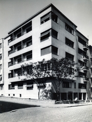 Magyarország, Budapest I., Kosciuszko Tádé (Koronaőr) utca 14. számú ház, balra a Márvány utca., 1941, Preisich család, Budapest, bauhaus, Preisich Gábor-terv, Fortepan #157991