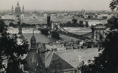 Magyarország, Budapest I., kilátás a budai Várból a Széchenyi Lánchíd és a Bazilika felé., 1938, Latin, Budapest, Fortepan #158311