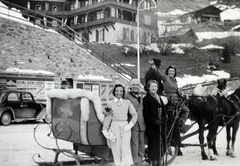 Svájc, Arosa, Brüggli platz, balra fent a Hotel Garni Sonnenhalde., 1938, Ráday Mihály, szán, Fortepan #158890