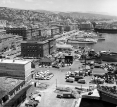 Croatia,Adriatic Sea, Rijeka, a kikötő alsó sarkánál a Kikötői Hatóság épülete, mögötte a kupolás épület az Adria-palota., 1969, Ungvári György, Fortepan #159102