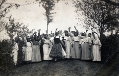 1911, Ungvári György, women, folk costume, headscarf, folk dance, Best of, Fortepan #159260