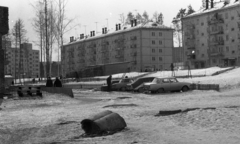 Oroszország, Uszty Ilimszk, Lenin utca, balra a Bulgakov utca felé látni., 1977, Urbán Tamás, Szovjetunió, tél, hó, lakótelep, automobil, nyírfa, Fortepan #15979