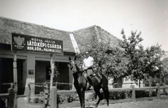 Magyarország, Debrecen, Látóképi csárda., 1941, Hegedűs Anikó, lovas, trafik, Fortepan #159836