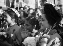 1949, Kakuk László, mass, smile, lady, bouquet, Fortepan #160222