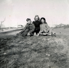 1939, Boda Balázs, hárman, gyerekek, egyensapka, kabát, Fortepan #160435