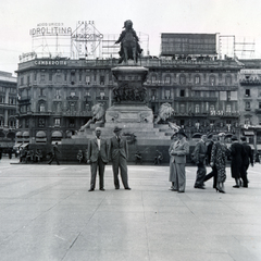 Olaszország, Milánó, Dóm tér (Piazza del Duomo), II. Viktor Emánuel emlékműve., 1936, Zsembery Bendegúz, Fortepan #160954