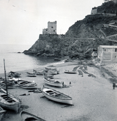 Olaszország, Monterosso al Mare, a XVI. században épült Torre Aurora őrtorony., 1936, Zsembery Bendegúz, Fortepan #160968