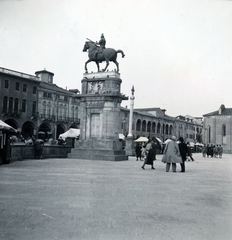 Olaszország, Padova, Piazza del Santo, Erasmo da Narni (alias Gattamelata) lovasszobra (Donatello, 1453.)., 1936, Zsembery Bendegúz, Fortepan #160983