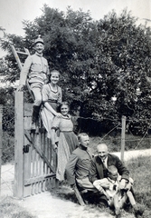 1915, Korbuly család, sitting on a ladder, Fortepan #161551