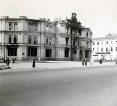 Ukrajna, Kijev, Hrescsatik sugárút a Függetlenség terénél (Majdan Nezalezsnosztyi), a Városháza romjai., 1942, Kiss Endre, Fortepan #162029