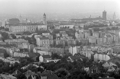 Magyarország, Budapest XII.,Budapest I., Kissvábhegy (Martinovics-hegy), kilátás a budai Vár felé., 1955, Kotnyek Antal, Budapest, látkép, templomtorony, Fortepan #16221