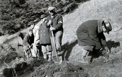 Romania,Transylvania, hegyoldalban dolgozó munkaszolgálatosok a Cibó (Țibău) folyó völgyében., 1940, Szántó István dr., labor service, Fortepan #162919