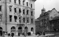 Magyarország, Budapest IX., Boráros tér a Ferenc körút és a Mester utca torkolata felé nézve., 1956, Gödér Hajnal, Budapest, épületkár, Fortepan #163264