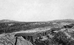 Első világháború, futóárok., 1917, Wein Sarolta, First World War, trench, wire obstacle, Fortepan #16333