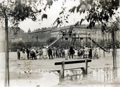 Magyarország, Budapest VIII., II. János Pál pápa (Tisza Kálmán) tér, a háttérben középen a Vay Ádám utca torkolata, 1931, Artkraft, Budapest, Fortepan #164123