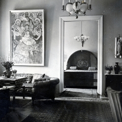 Hungary, balra a falon Mattioni Eszter: Magyar Madonna (1937 körül), 1938, Artkraft, painting, interior, bed, table, Virgin Mary-portrayal, chandelier, carpet, Fortepan #164125