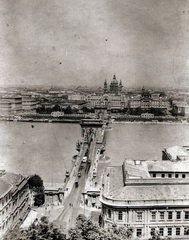 Hungary, Budapest I., kilátás a budai Várból a Clark Ádám (Lánchíd) tér, a Széchenyi Lánchíd és a Bazilika felé., 1926, Artkraft, Budapest, Fortepan #164127