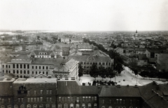 Magyarország, Szeged, kilátás a Fogadalmi templom tornyából a Szegedi Tudományegyetem épületeire és a Boldogasszony sugárút fasora felé., 1936, Bartha Emese, Fortepan #164634