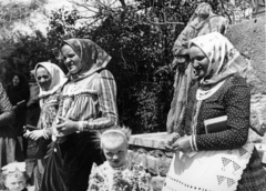 1957, Faragó László, women, headscarf, folk costume, Fortepan #164804