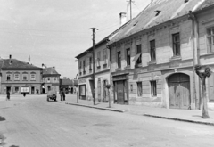 Magyarország, Kőszeg, Rákóczi Ferenc utca a Fő (Köztársaság) tér felé nézve., 1949, Magyar Rendőr, utcakép, Fortepan #16506