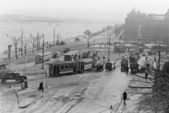 Magyarország, Budapest XI., Szent Gellért tér., 1951, Magyar Rendőr, forgalom, autóbusz, magyar gyártmány, teherautó, villamos, MÁVAG-márka, MÁVAG Tr5, Budapest, Fortepan #16732