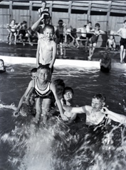 1935, Privát Fotó és Film Archívum-Höfler Tibor gyűjtemény, beach, kids, Fortepan #170391