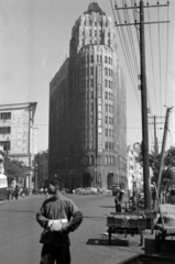 Kína, Kanton, Yanjiang W Road 113., Oi Kwan Hotel (másnéven Aiqun Hotel)., 1955, Lőrinczi Ákos, légvezeték, szálloda, felhőkarcoló, Fortepan #170440