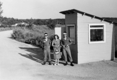 Koreai Köztársaság,Koreai Népi Demokratikus Köztársaság, Észak-Korea és Dél-Korea közötti demarkációs vonal melletti határsáv., 1955, Lőrinczi Ákos, egyenruha, határállomás, őrbódé, Fortepan #170463