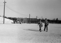 Koreai Köztársaság,Koreai Népi Demokratikus Köztársaság, Észak-Korea és Dél-Korea közötti demarkációs vonal melletti határsáv., 1955, Lőrinczi Ákos, terepjáró, sátor, határállomás, Fortepan #170466