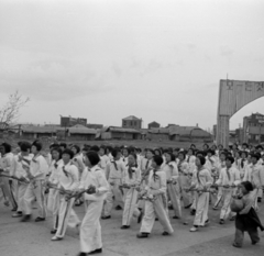 Democratic People's Republic of Korea, Sariwon, május 1-i felvonulás., 1956, Lőrinczi Ákos, photo aspect ratio: square, school uniform, kids, pioneer tie, Fortepan #170575