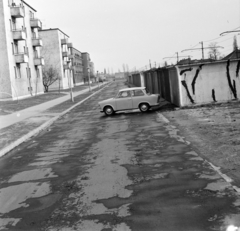 Magyarország, Budapest XIX., lakóépületek és garázssor a Nagykőrösi út - Zoltán utca - Pannónia utca hatrárolta területen., 1972, Péterffy István, Trabant 601, Budapest, Fortepan #170667