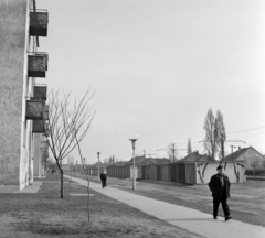 Magyarország, Budapest XIX., lakóépületek és garázssor a Nagykőrösi út - Zoltán utca - Pannónia utca hatrárolta területen., 1972, Péterffy István, Budapest, Fortepan #170668