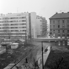 Magyarország, Budapest II., Cserfa utca a Lajos utca felé nézve, szemben a Lukács utca., 1974, Péterffy István, Budapest, Fortepan #170740