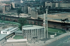 Németország, Berlin, Nyugat-Berlin, Hansaplatz, Szent Oszkár-templom (St.-Ansgar-Kirche)., 1957, Sattler Katalin, színes, Nyugat-Berlin, modern építészet, Fortepan #171200