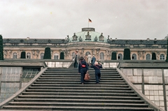 Németország, Potsdam, a Sanssouci-kastély., 1957, Sattler Katalin, színes, NDK, lépcsősor, Fortepan #171203