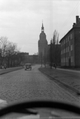 Németország, Stralsund, Karl-Marx-Strasse, szemben a Mária-templom., 1957, Sattler Katalin, NDK, utcakép, Fortepan #171244