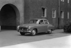 Németország, Berlin, Köpenicker Landstrasse 112-114., 1958, Sattler Katalin, Wartburg-márka, NDK, Wartburg 311/312, Kelet-Berlin, rendszám, Fortepan #171266