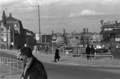 Svédország, Stockholm, Södermalm, látkép a Slussen (Zsilip) felől a Stadsholmen felé. Jobbra a tengeri kikötő., 1960, Sattler Katalin, utcakép, Fortepan #171409