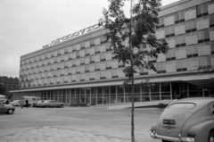 Lengyelország, Krakkó, Aleja marszalka Ferdynanda Focha 1., Hotel Cracovia., 1966, Sattler Katalin, Fortepan #171556