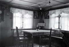 1920, Sütő János, crucifix, farmhouse, icon, wall clock, bench, cross, pendulum clock, Fortepan #171605